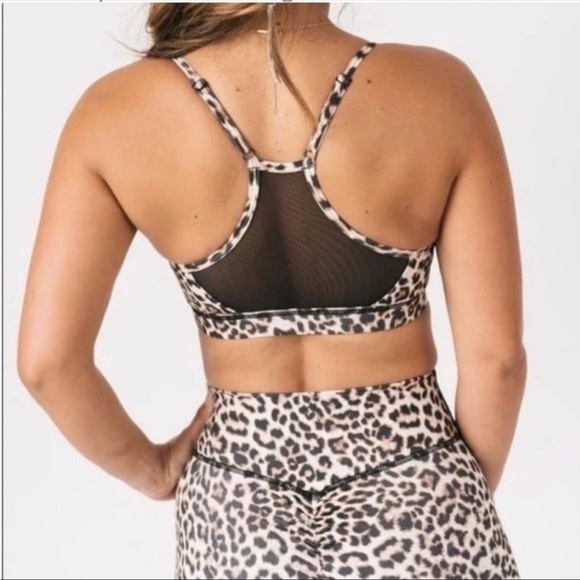 ZYIA Active Brilliant Mesh Leopard
Cheetah Print Sports Bra Size XL - Picture 2 of 14